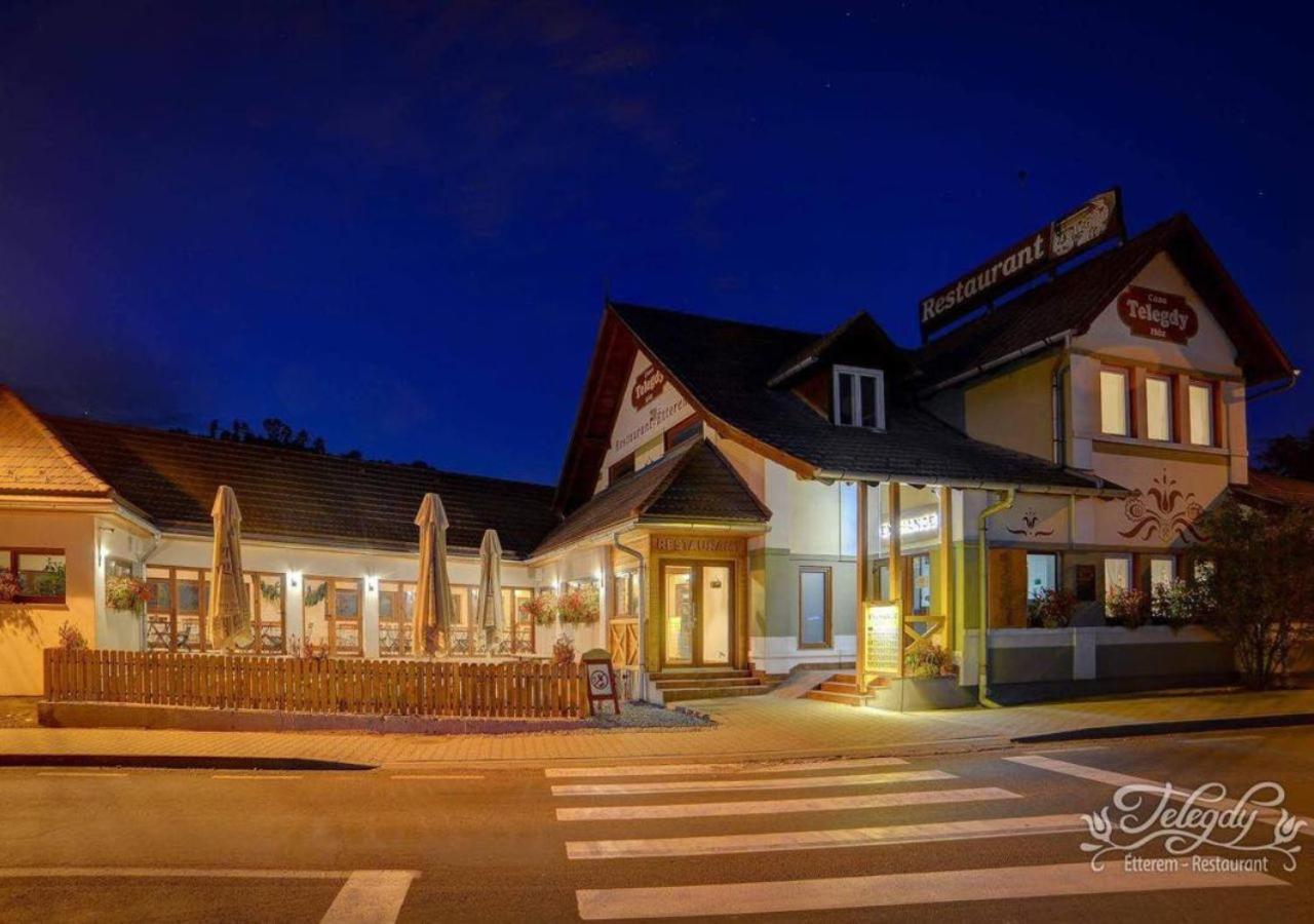 Telegdy Homes Прайд Экстерьер фото